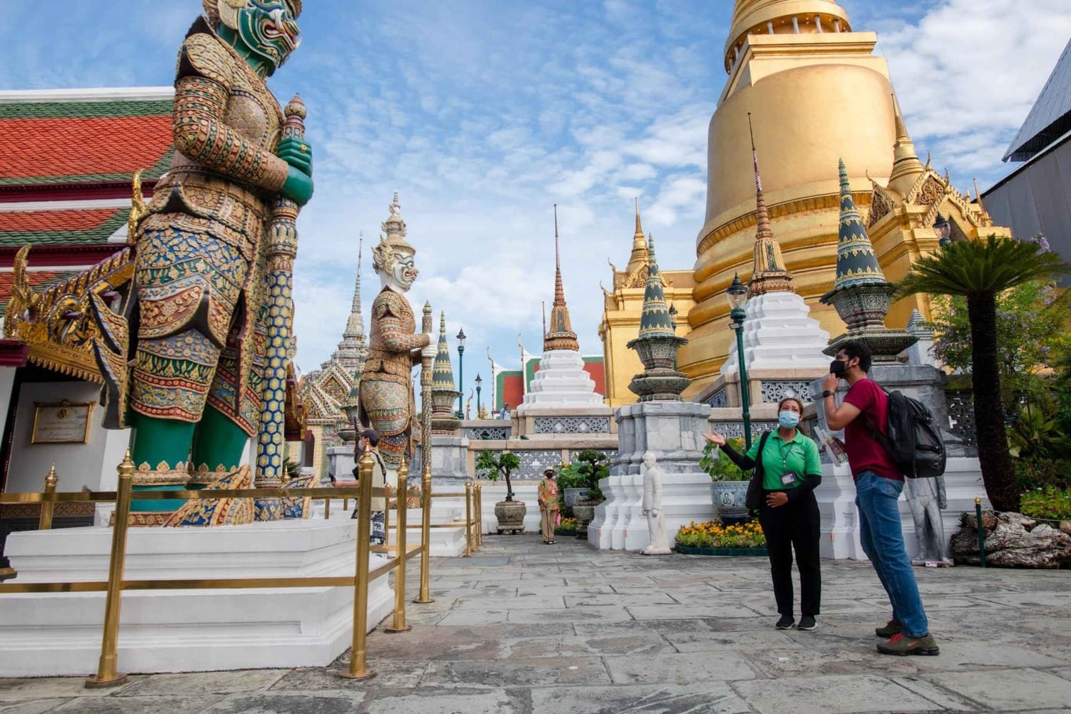 Bangkok: Grand Palace og Wat Arun - guidet fottur med guide