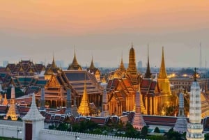 Bangkok: Grand Palace, Emerald Buddha, and Museum Siam Tour