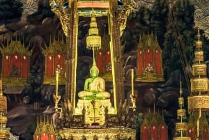Bangkok: Grand Palace, Emerald Buddha, and Museum Siam Tour