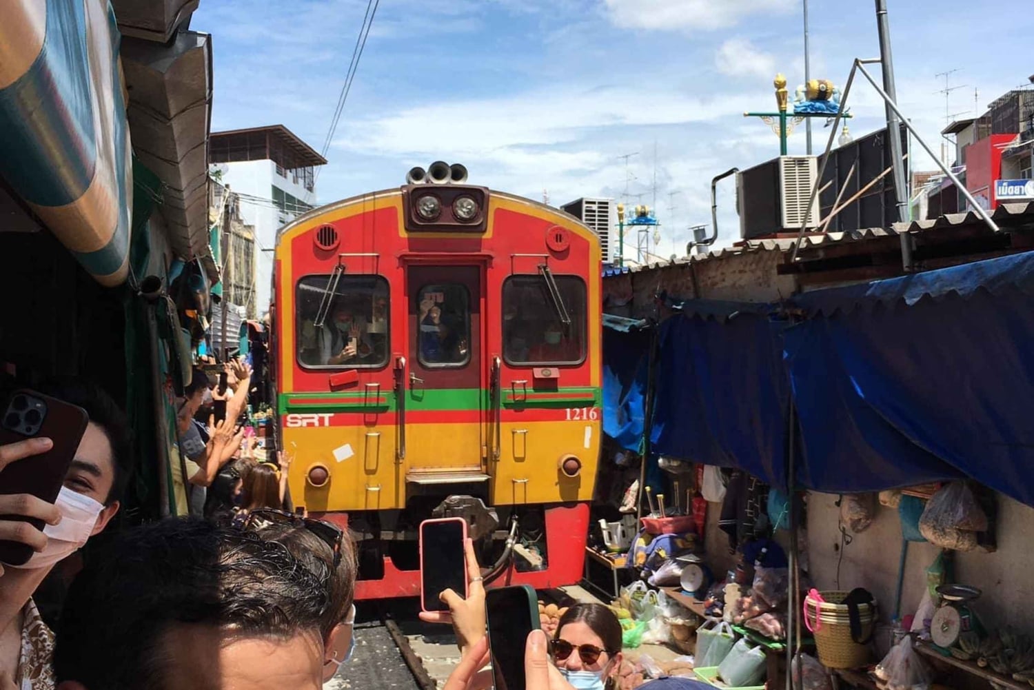Bangkok: Großer Palast, Zug & Schwimmender Markt