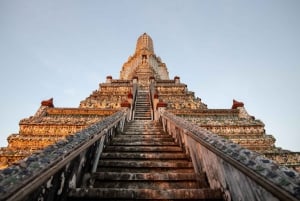 Bangkok: Grand Palace and Wat Arun Guided Walking Tour