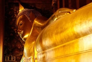 Bangkok: Grand Palace, Wat Pho, and Wat Arun Guided Tour