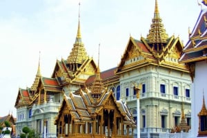 Bangkok: Grand Palace, Wat Pho & Wat Arun Tour in Italian