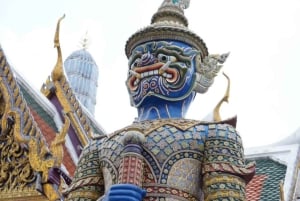Bangkok: Grand Palace, Wat Pho, Wat Arun Sacred & Local Tour