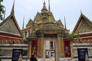 Bangkok: Grand Palace, Wat Pho, Wat Arun Sacred & Local Tour