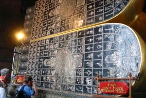 Bangkok: Grand Palace, Wat Pho, Wat Arun Sacred & Local Tour