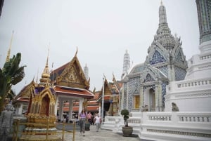 Bangkok: Grand Palace, Wat Pho, Wat Arun Sacred & Local Tour