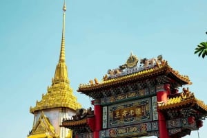 Bangkok: Grand Palace, Wat Phra Kaew, and Wat Trimit Tour