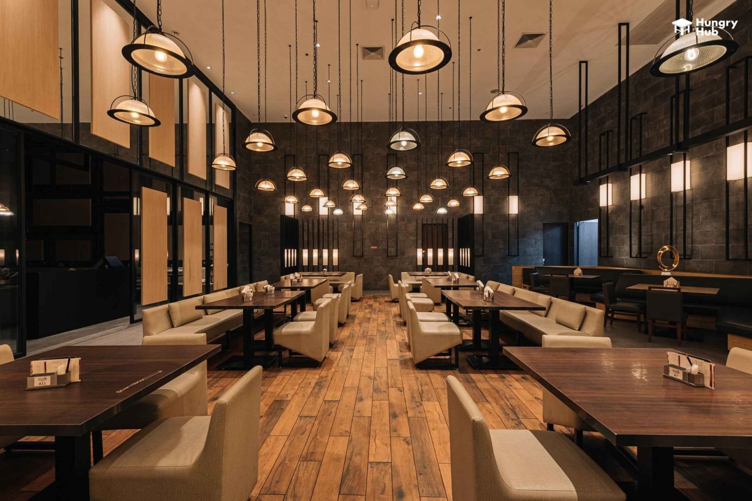 Бангкок: международный шведский стол в Грейт-Харборе