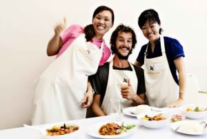Half-Day Thai Cooking Class with Market Tour