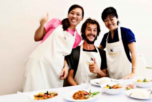Bangkok: Half-Day Thai Cooking Class with Market Tour