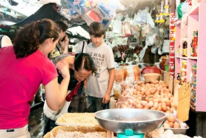 Clase de cocina tailandesa de medio día con visita al mercado