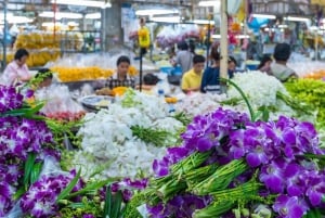 Bangkok Highlights In A Day: Temples, Markets and Food Tour