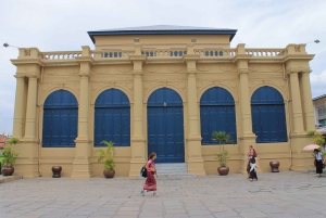 Bangkok: Highlights, Temples, and Canal Tour