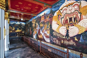 Bangkokissa: Bangkok: Kohokohdat Kierros Grand Palace ja kuninkaallinen temppeli