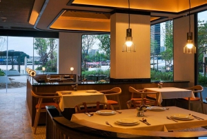 Bangkok: Jumbo Lobster Riverside Set Packages
