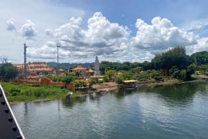 Bangkok: Kanchanaburi & River Kwai History Tour mit Abholung