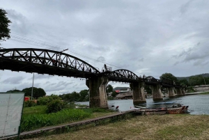 Bangkok: Kanchanaburi & River Kwai History Tour mit Abholung