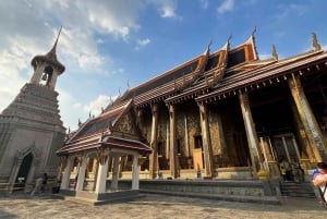 Bangkok: Kid On Tour Grand Palace and Emerald Buddha