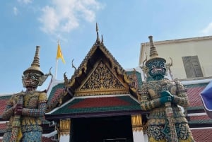 Bangkok: Kid On Tour Grand Palace and Emerald Buddha