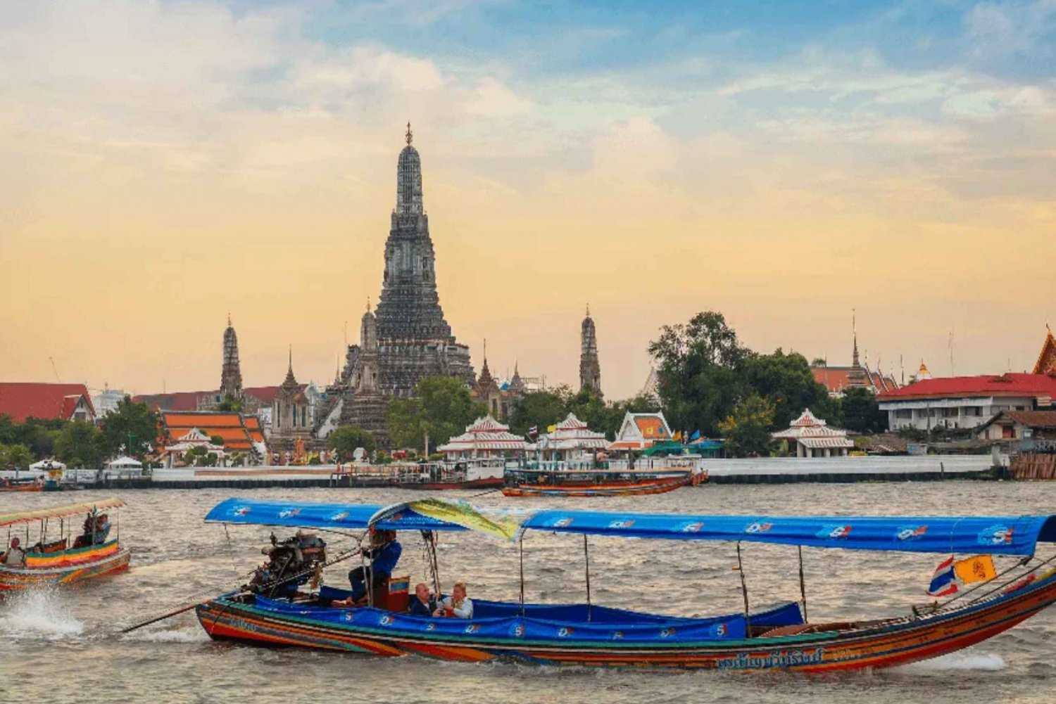 Bangkokin legendaarinen Long Tail Boat Tour