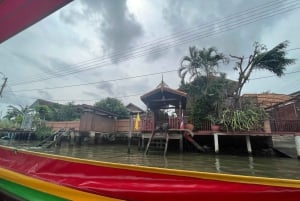 Bangkok: Longtail Boat Canal Tour to Wat Arun