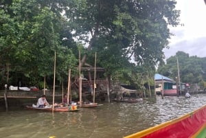 Bangkok: Longtail Boat Canal Tour to Wat Arun