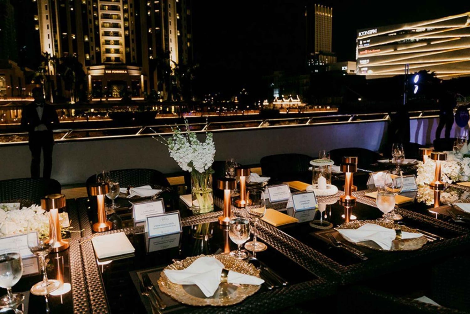 Bangkok: Cruzeiro de luxo com jantar no rio Chao Phraya
