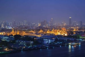 Bangkok: Luxury White Dinner Cruise with Live Entertainment