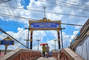 Escursione giornaliera alla ferrovia di Maeklong e al mercato galleggiante di Amphawa