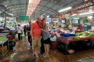 Bangkok: Maeklong Railway & Damnoen Saduak flytende markeder