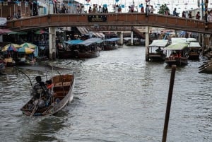 Bangkok : Marché ferroviaire de Maeklong et marché flottant d'Amphawa