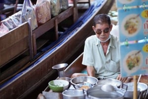 Bangkok: Maeklong Railway Market og flydende markedstur