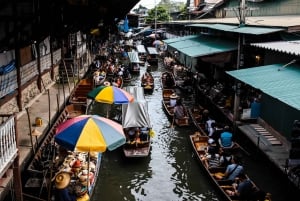 Bangkok: Maeklong Train Market & Amphawa Floating Market