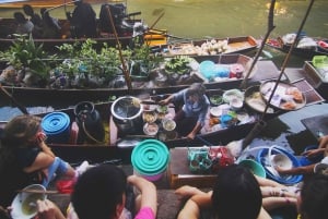 Bangkok: Maeklong Train Market & Amphawa Floating Market