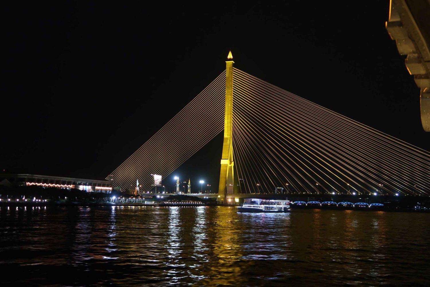 Bangkok : Croisière Meridian avec transfert optionnel à l'hôtel