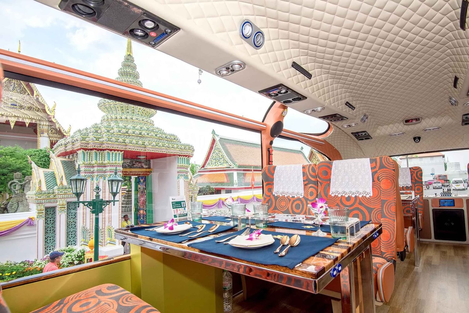 Bangkok: Michelin Food & 20 Landmarks Double-Decker Tour