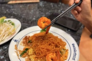 Bangkok: Tour gastronômico Michelin de TukTuk com 8 degustações