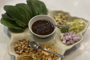 Bangkok: Tour gastronômico Michelin de TukTuk com 8 degustações