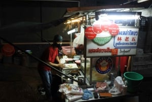 tour gastronomico di strada della Guida Michelin in Tuk Tuk