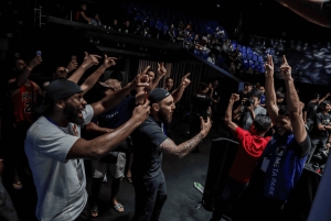 Bangkokissa: Lumpinee Boxing Stadium -nyrkkeilystadionilla järjestettävä Muay Thai -ottelu