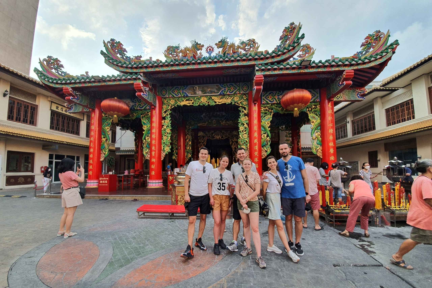 Bangkok: Must things to see in China town, Small group