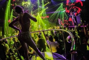 Bangkok: Nana Plaza, Soi Cowboy, Rooftops & Clubs