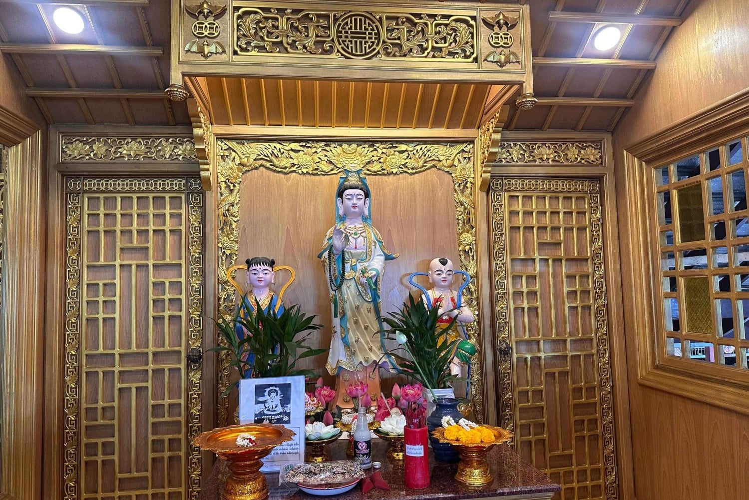 Bangkok: Nang Lerng Market Food Tour by Riverboat