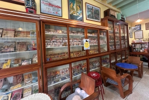 Bangkok: Nang Lerng Market Food Tour by Riverboat