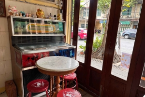 Bangkok: Nang Lerng Market Food Tour by Riverboat