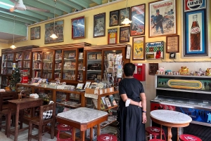 Bangkok: Nang Lerng Market Food Tour by Riverboat