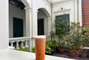 Bangkok: Nang Lerng Market Food Tour by Riverboat