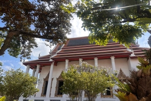 Bangkok: Nang Lerng Market Food Tour by Riverboat