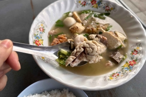 Bangkok: Nang Lerng Market Food Tour by Riverboat